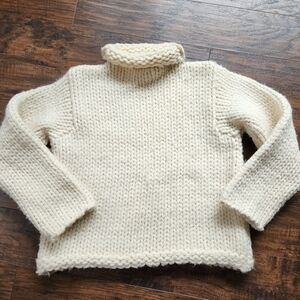 Soft Wool Chunky Roll Turtlneck Sweater